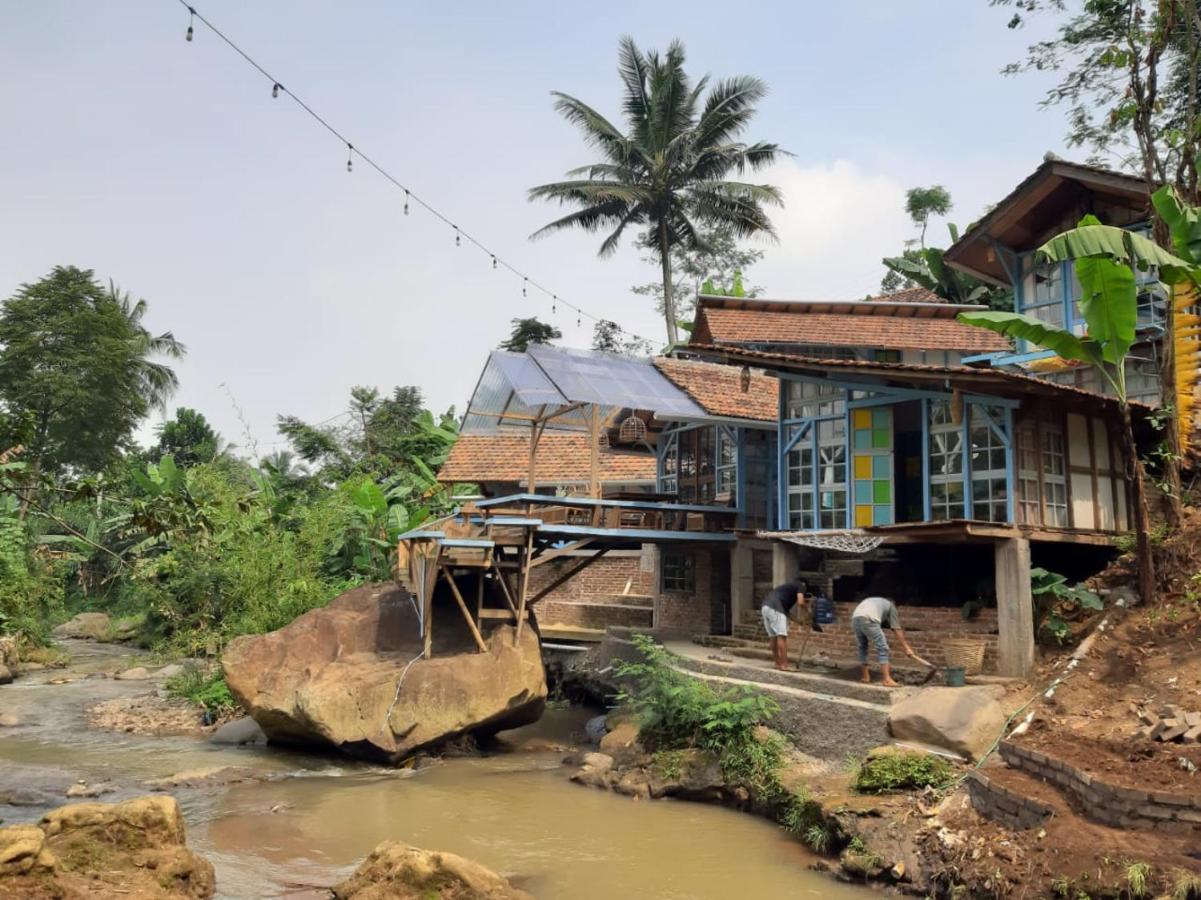 Kai Swargaloka Bandung Exterior foto
