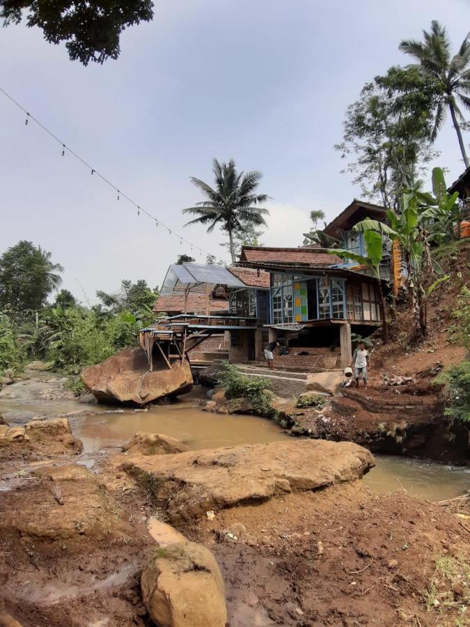 Kai Swargaloka Bandung Exterior foto