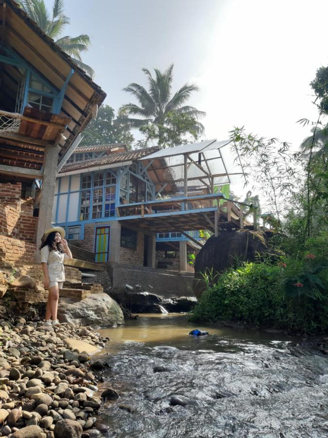 Kai Swargaloka Bandung Exterior foto